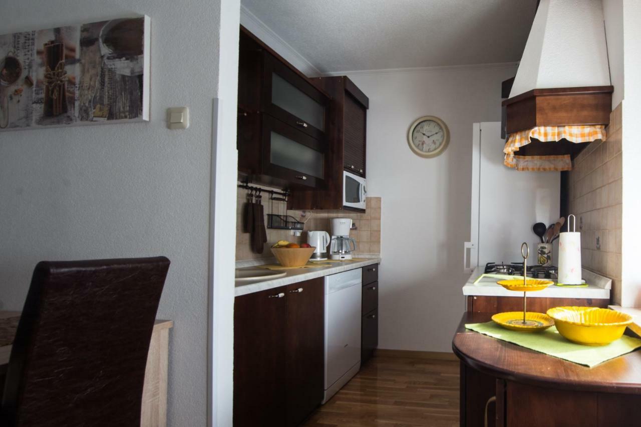 Apartments Tamara อูมัค ภายนอก รูปภาพ